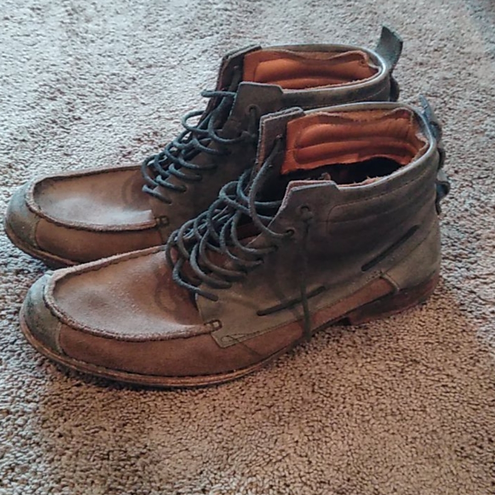 Timberland Boot Company chukka boots